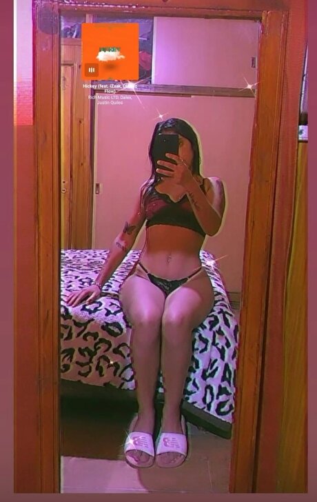 Baby Girl OnlyFansリークヌード写真