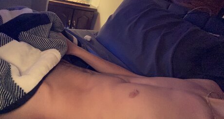 Alaston vuotanut OnlyFans-kuva Cody