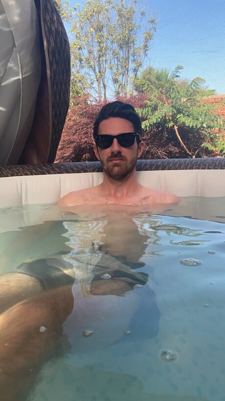 Naken lekkede OnlyFans-bilde av Jack
