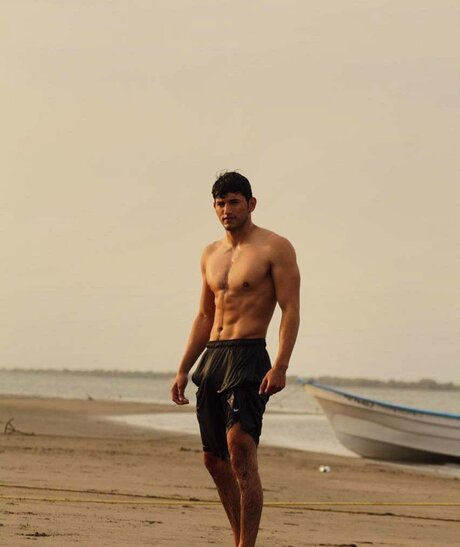 Alejandro Mgn
