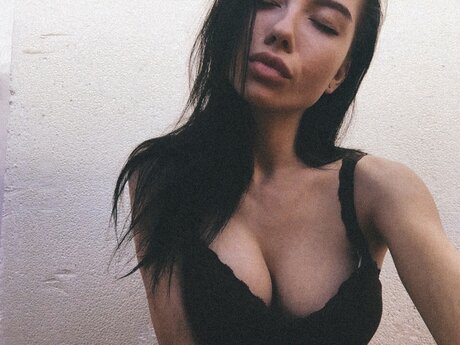 Naakte gelekte OnlyFans-foto van Pixpav