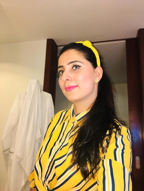 Naken läckt OnlyFans-bild av Neeru Bala
