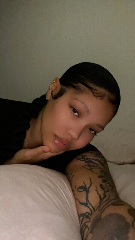 Foto nua vazada do OnlyFans de Reese 