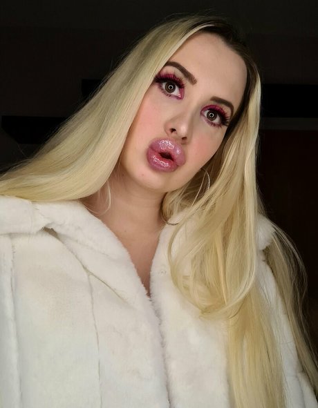 Vivianroseofficial