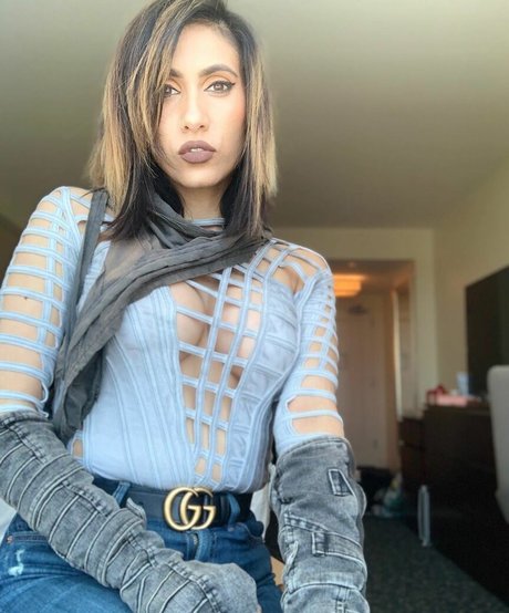 Naakte gelekte OnlyFans-foto van Cristina Valenzuela