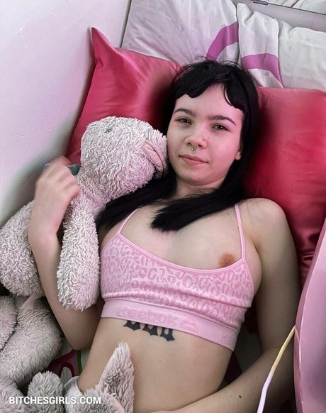 Xxvioletaddamsxx