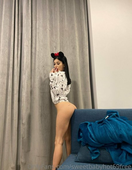 Hotbabbygirl