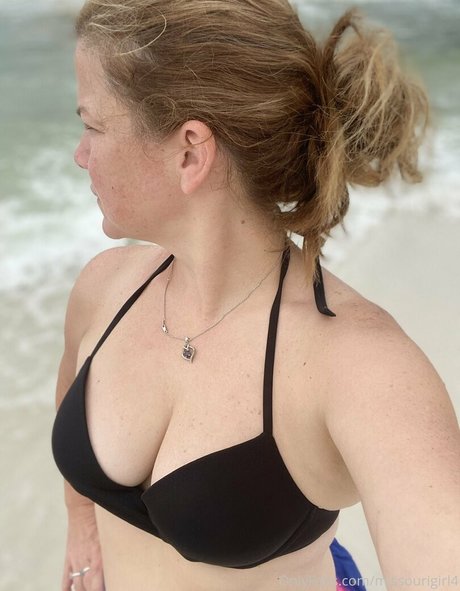Alaston vuotanut OnlyFans-kuva Missourigirl4