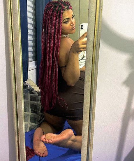Naken läckt OnlyFans-bild av Juliana Costa