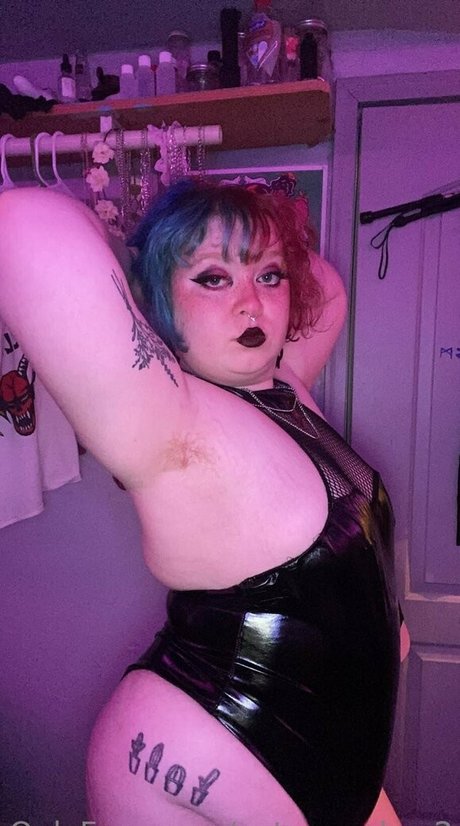 Cutepeaches2