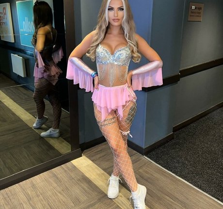 Xavia Brooke