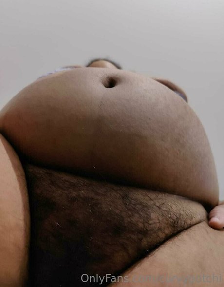 Nahá fotka uniklých OnlyFans od Curvypotchi