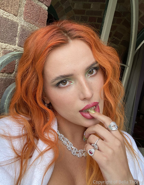 Bella Thorne