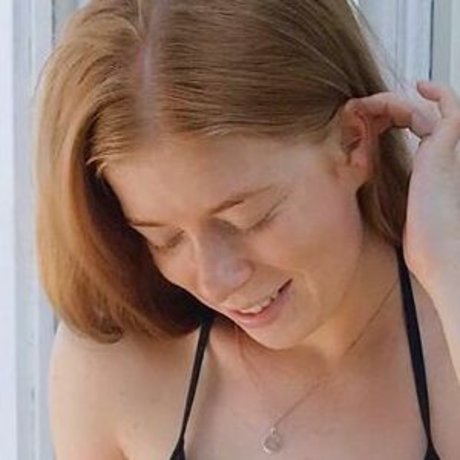 Nahá fotka uniklých OnlyFans od Allylucyfrancis
