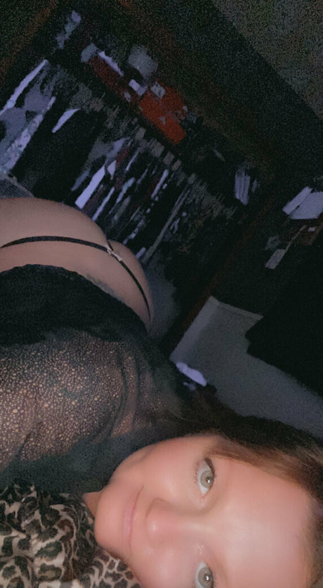 Naken lekkede OnlyFans-bilde av Lambo234