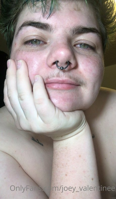 Naken lekkede OnlyFans-bilde av Joeyvalentinee