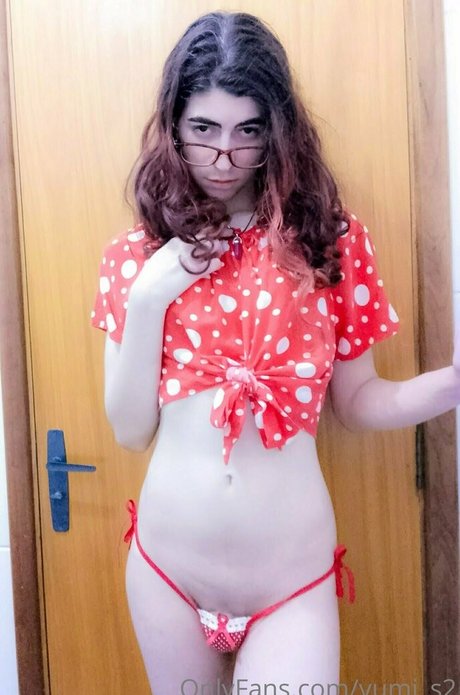 Обнаженная фотография утечки OnlyFans от Yumitrap