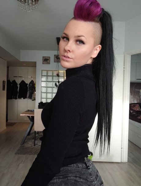 Naken lekkede OnlyFans-bilde av Vmissyb