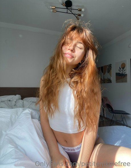 Petitenikolefree