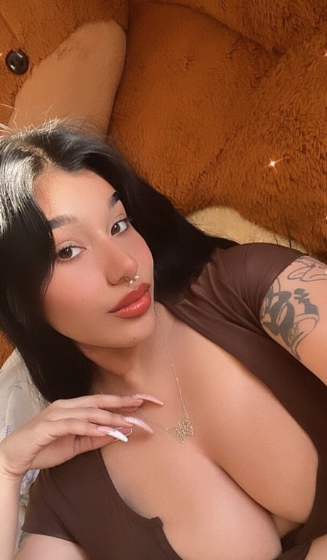 Fernanda V