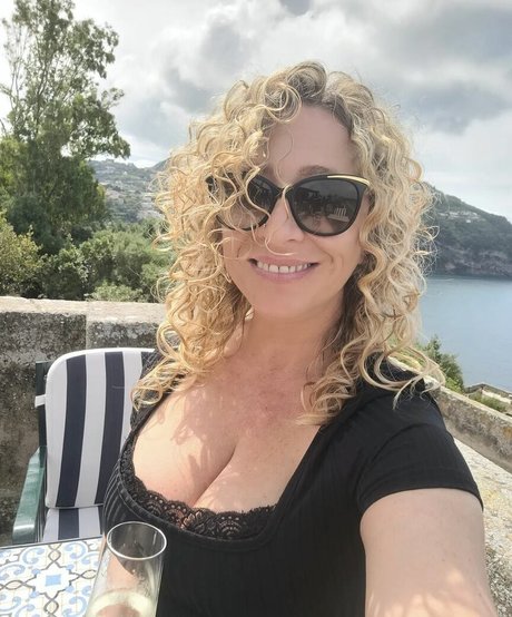 Nahá fotka uniklých OnlyFans od Sabina Di Iorio