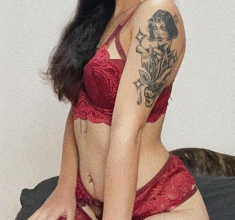 Nahá fotka uniklých OnlyFans od Death Heartt