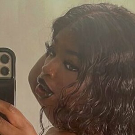 Nacktes geleaktes OnlyFans-Foto von Mayhashira