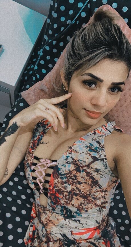 Nøgent lækket OnlyFans-billede af Eline Xavier