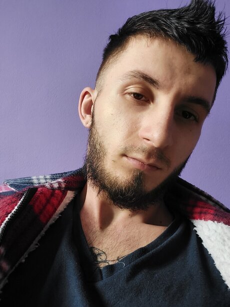 Foto desnuda filtrada de OnlyFans de Ionut Em