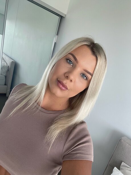 Foto di nudo di fuga di OnlyFans di Kasey