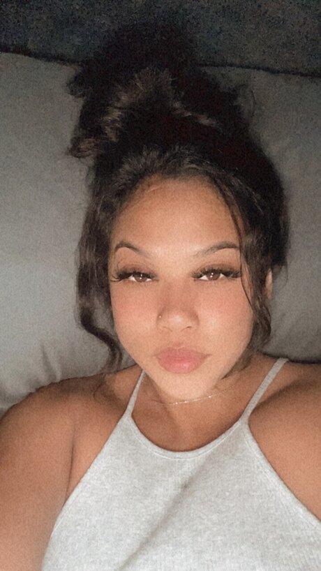 Nøgent lækket OnlyFans-billede af Lusciousbaby