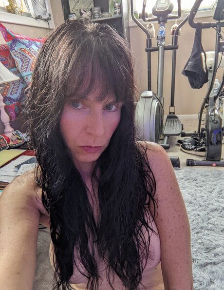Naakte gelekte OnlyFans-foto van Gypsymama