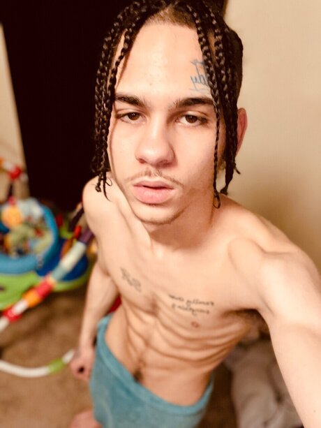 Naken läckt OnlyFans-bild av Rizzytron