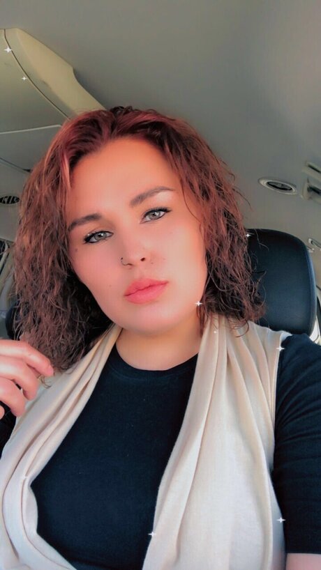 Naken läckt OnlyFans-bild av Sandrea Castillo