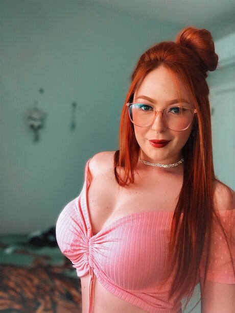 Naken läckt OnlyFans-bild av Luna