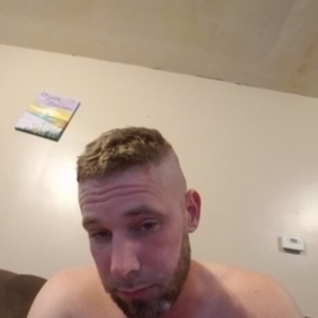 Naakte gelekte OnlyFans-foto van Corky32
