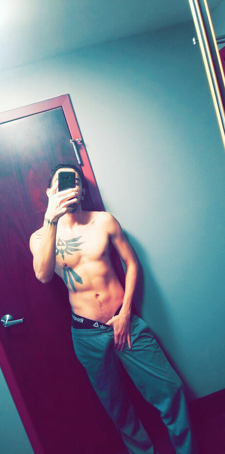 Обнаженная фотография утечки OnlyFans от Jpfanon