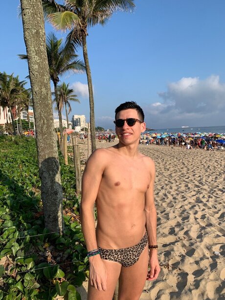 Naakte gelekte OnlyFans-foto van Naldo