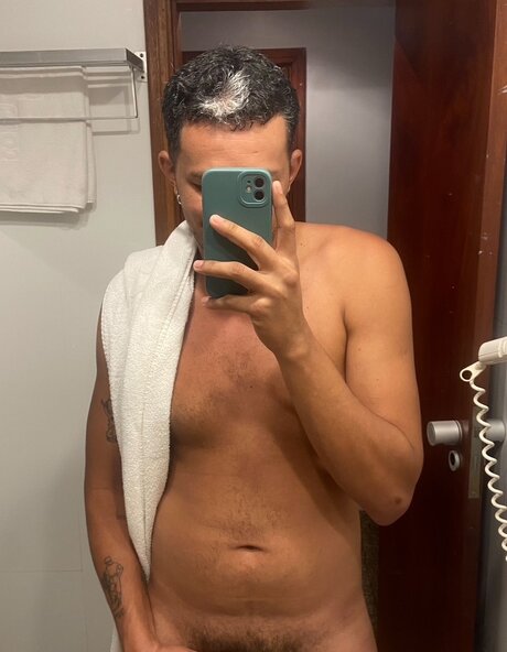 Обнаженная фотография утечки OnlyFans от Neves