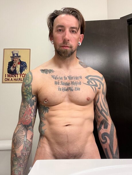Nacktes geleaktes OnlyFans-Foto von John Mclain