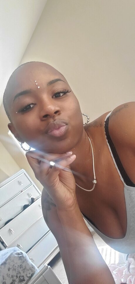Foto nua vazada do OnlyFans de Lovely