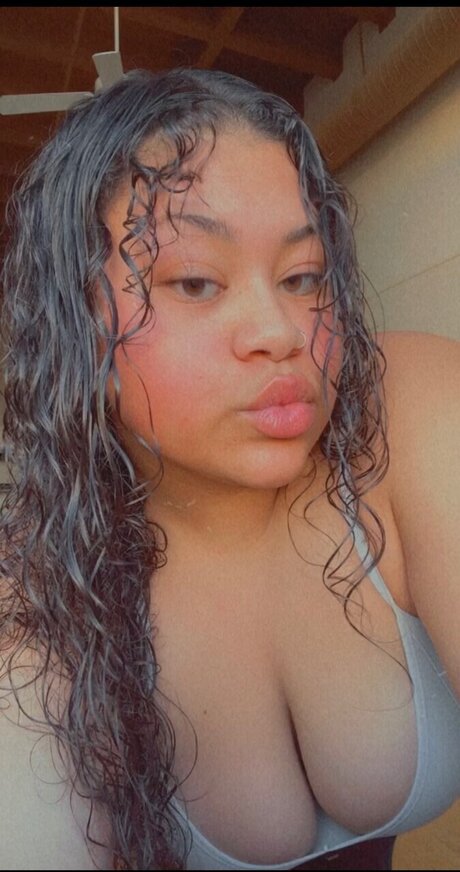 Photo nue de fuite OnlyFans de Macymayyy01