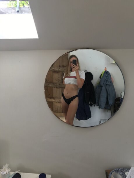 Foto nua vazada do OnlyFans de Victoria