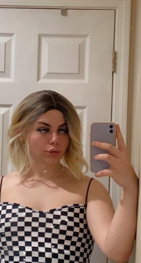 Nagie wyciekłe zdjęcie OnlyFans od Athena Grey