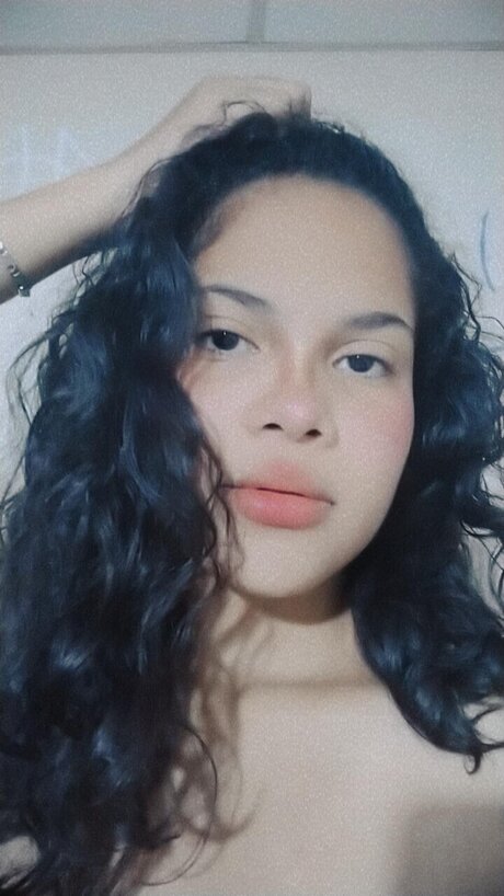 Nacktes geleaktes OnlyFans-Foto von Luisana Martnez