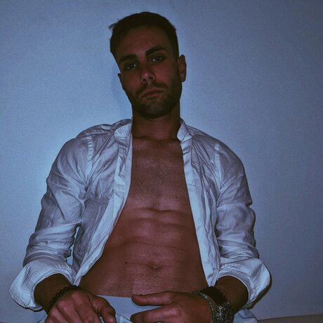 Alasti lekkinud OnlyFans-i pilt Gabriel