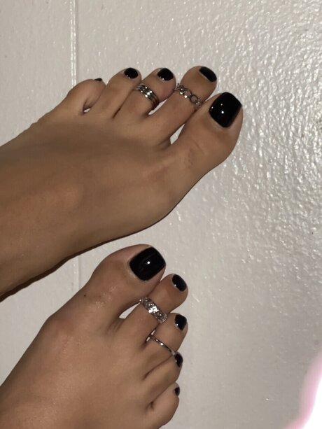 Nacktes geleaktes OnlyFans-Foto von Pretty Feet