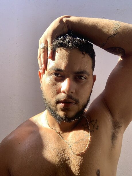 Nahá fotka uniklých OnlyFans od Dominy Martins
