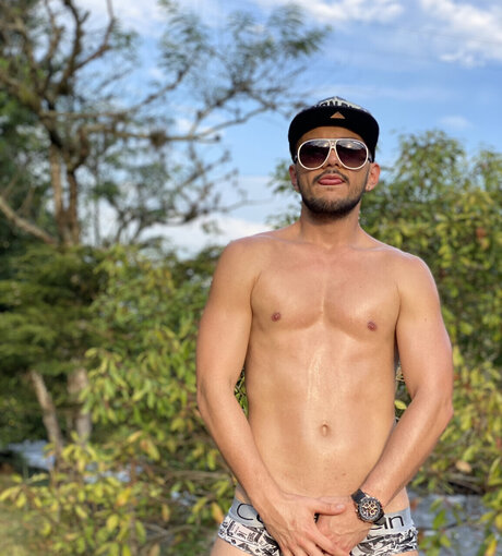 Nacktes geleaktes OnlyFans-Foto von Alexander Lozada