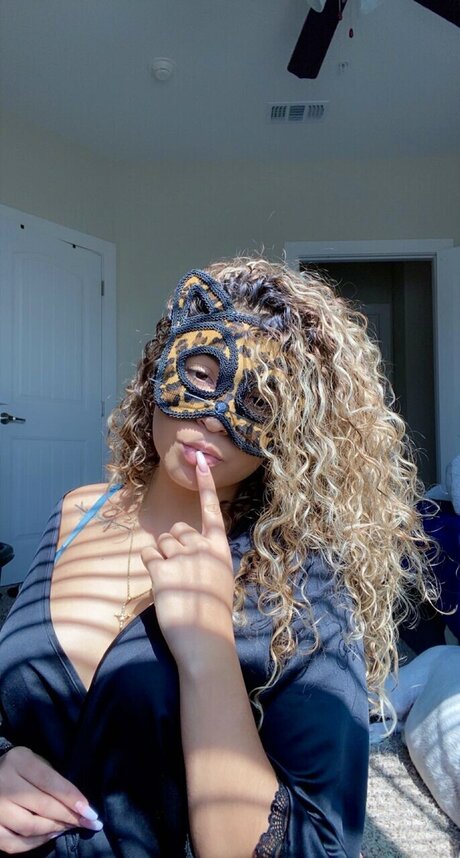Nagie wyciekłe zdjęcie OnlyFans od Mufasita